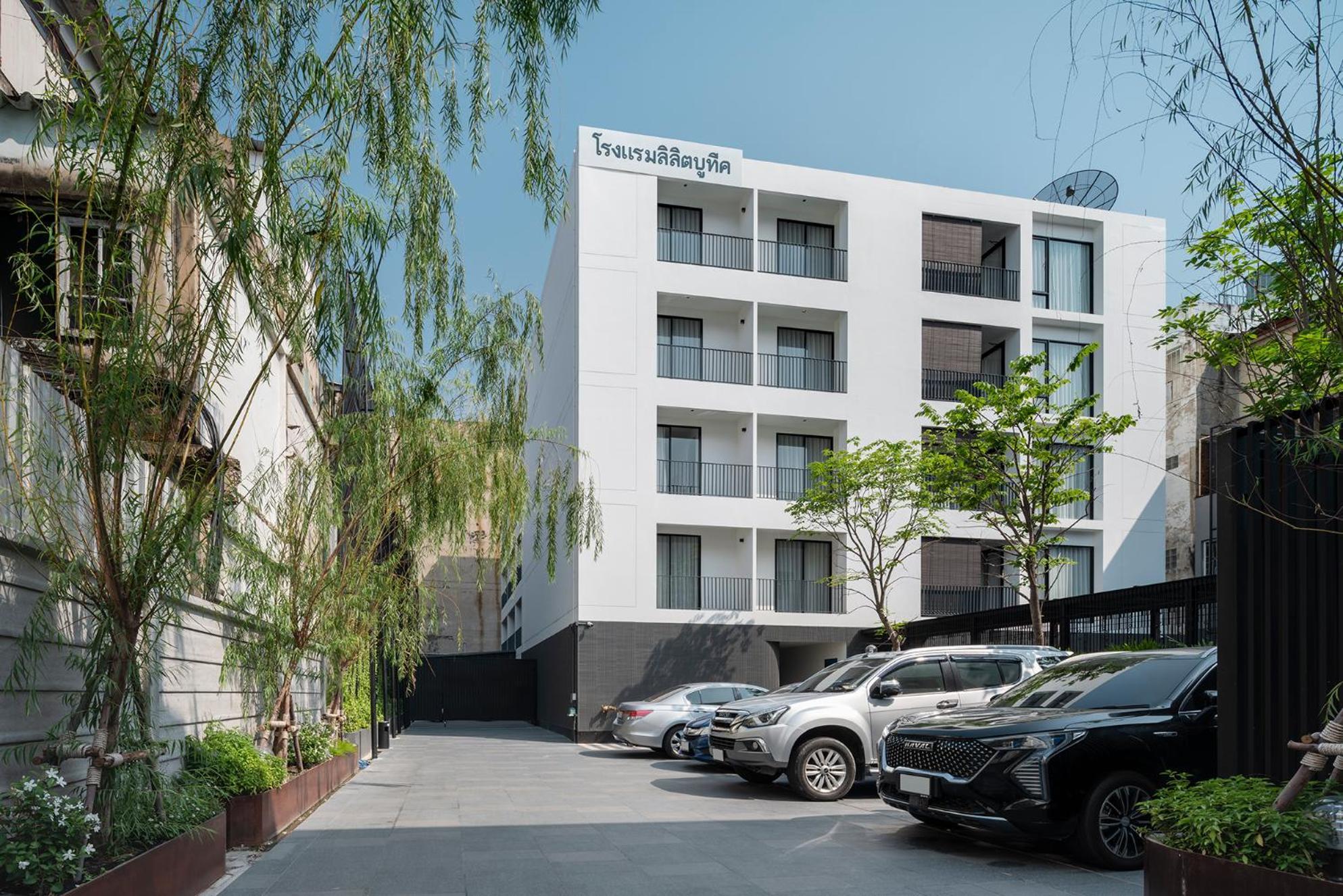 Lilit Bang Lumphu Hotel กรุงเทพมหานคร ภายนอก รูปภาพ